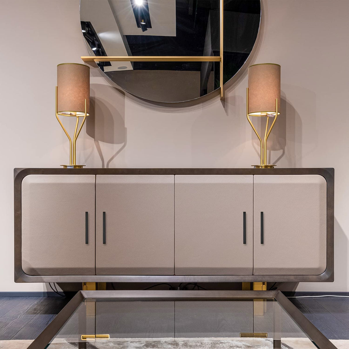 Ravinte matte black square cabinet handle close-up shows refined finish and grip