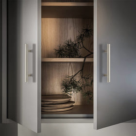 Ravinte versatile pulls suit kitchen, bathroom, and wardrobe cabinets