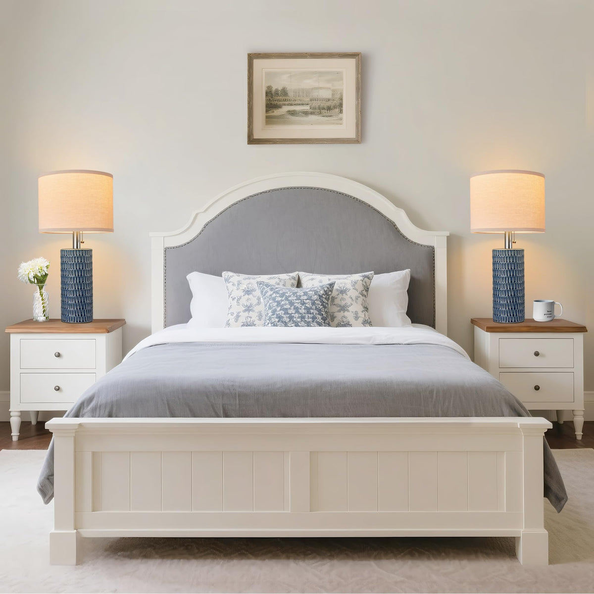 Reaketon ceramic base detail highlighting durable craftsmanship.