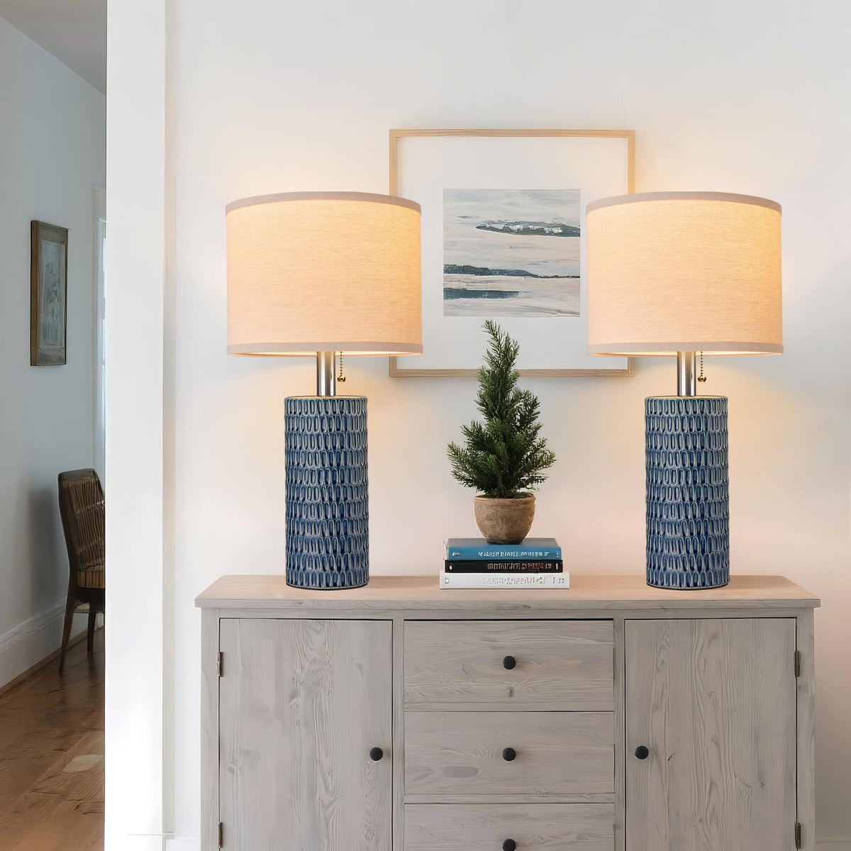 Reaketon natural linen shade with soft, even diffusion.