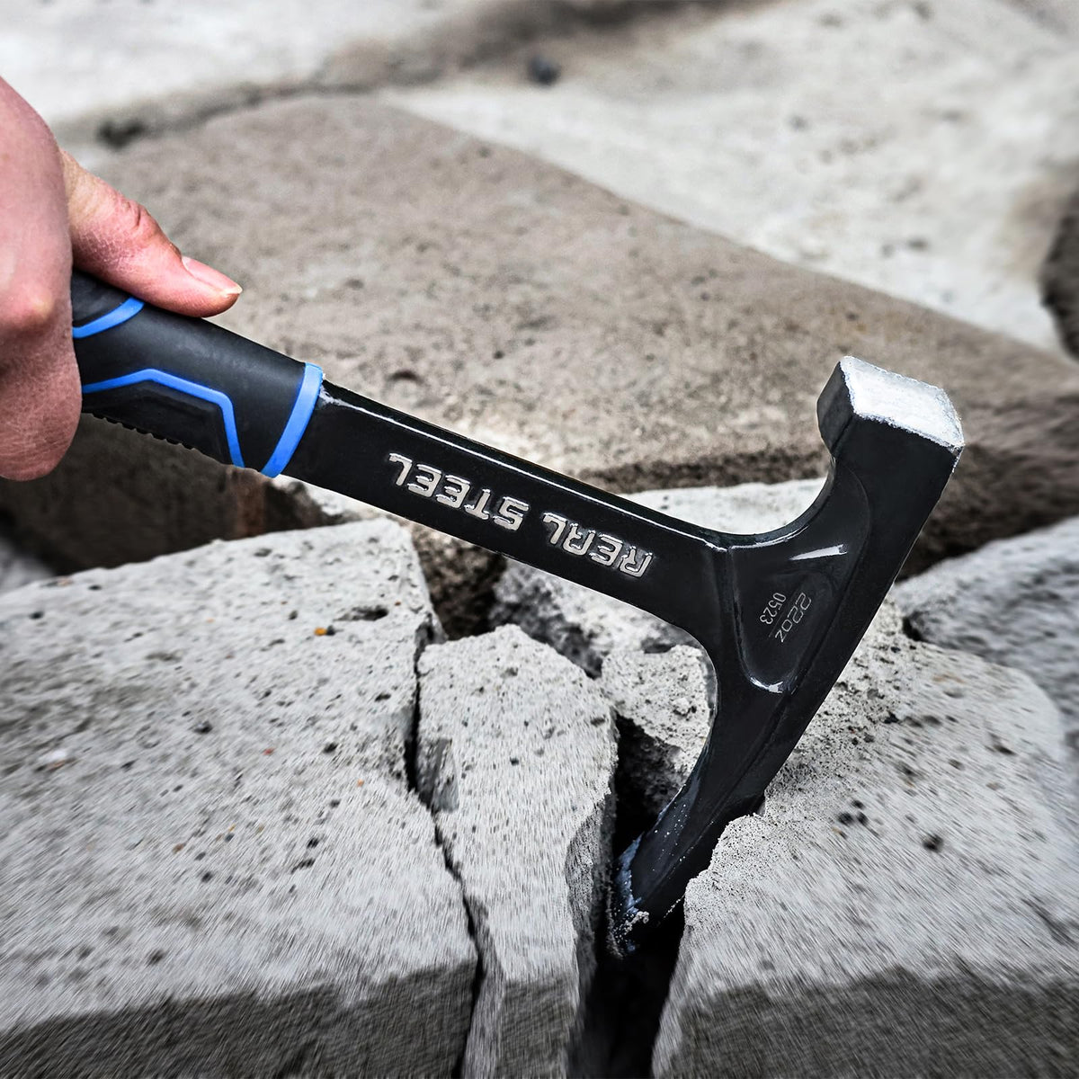 Real Steel Ultra Rock Pick Hammer wide blade ready for heavy masonry tasks.