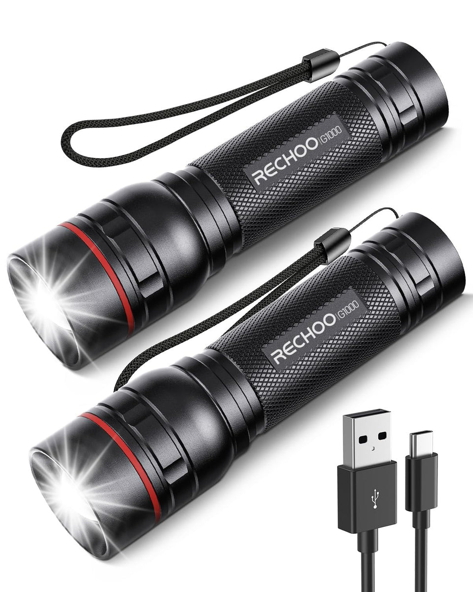 RECHOO G1000 front beam zoom demonstrates wide-to-narrow light for versatile outdoor use.