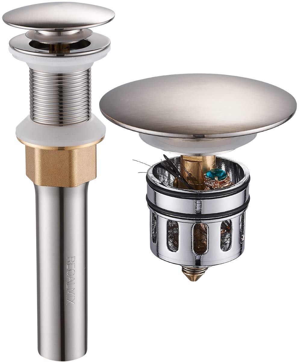 REGALMIX built-in strainer keeps hair and debris out for smooth drainage.