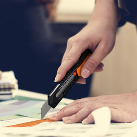 REXBETI cutter with thickened plastic housing for a secure grip