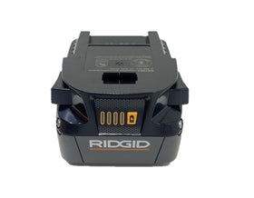 RIDGID 18V AC87004 close-up contact plates highlight solid electrical connection.