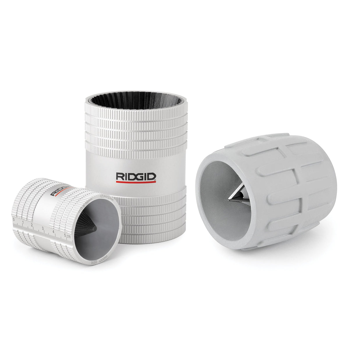RIDGID 29993 ergonomic knurled grip provides secure control during reaming.
