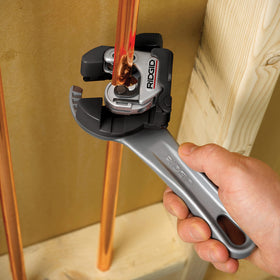 Lifetime warranty signals Ridgid durability and professional-grade tooling.