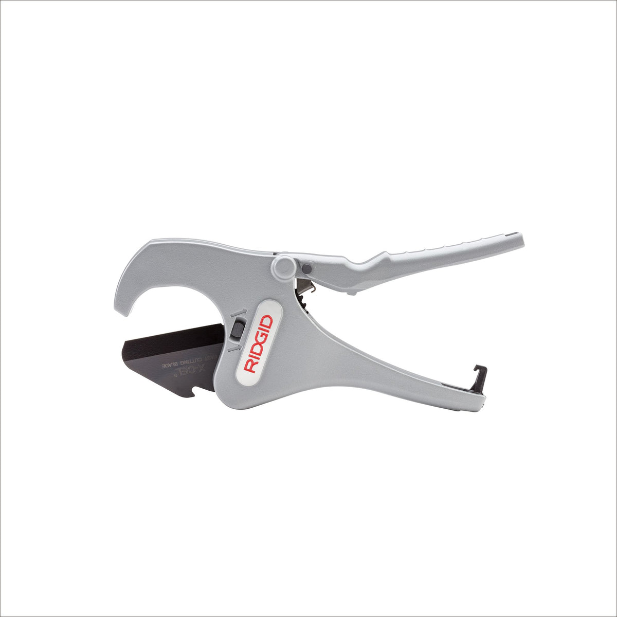 RIDGID RC-2375 ergonomic bottom handle grips for comfort