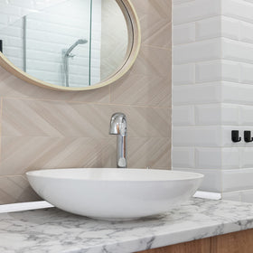 Risunpet heat-resistant molding handles warm areas like stoves and counters.