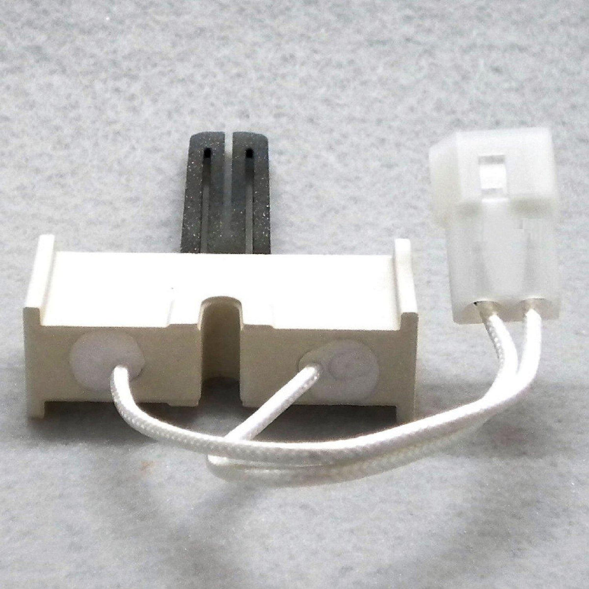 Robertshaw LH33ZS004 direct replacement ignitor with plug and leads for retrofit.