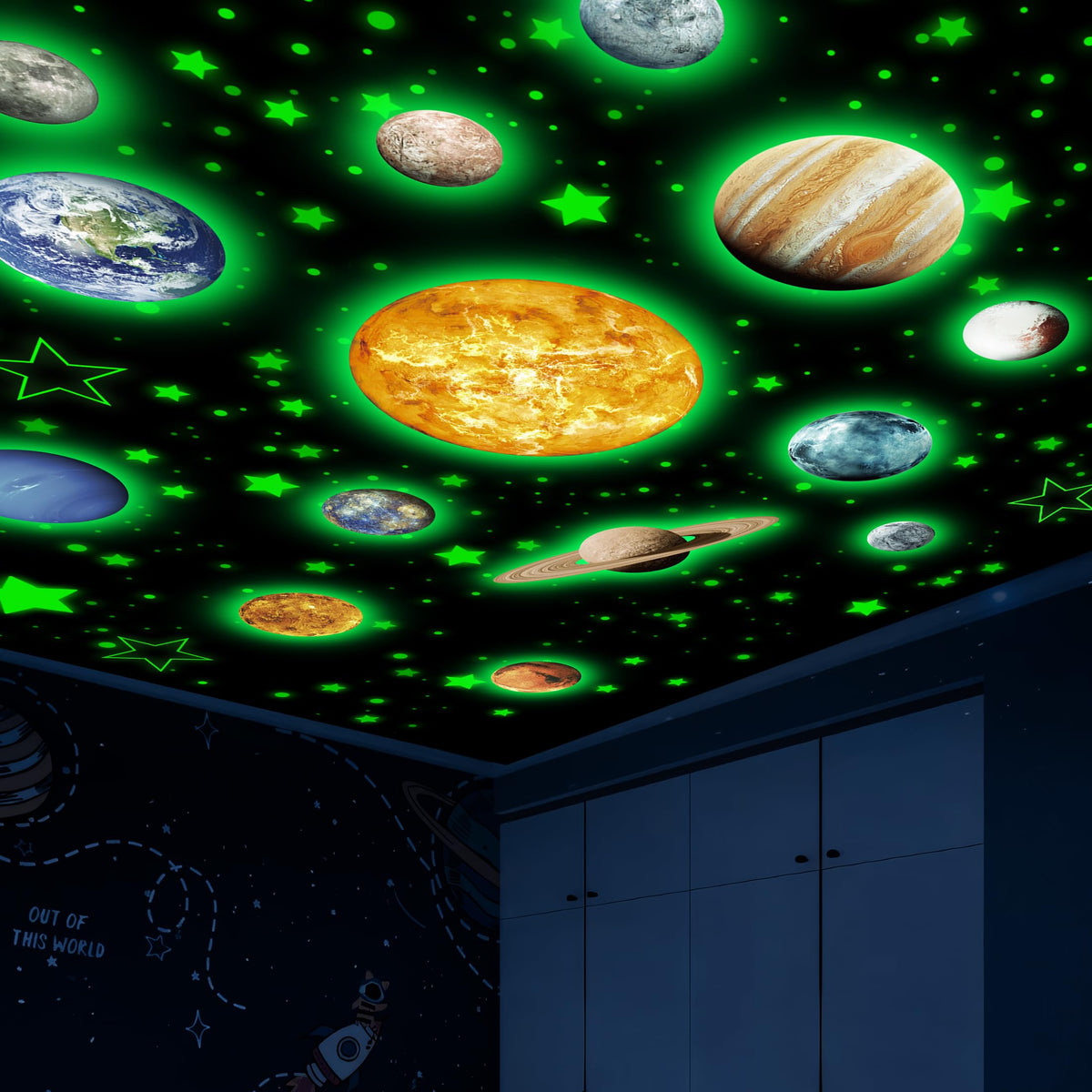 Robmoda solar-system-planets add vibrant learning décor.