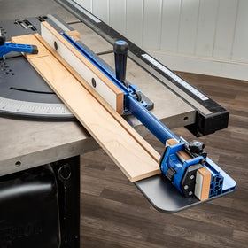 Rockler replaceable zero-clearance insert reduces tearout for smooth edges