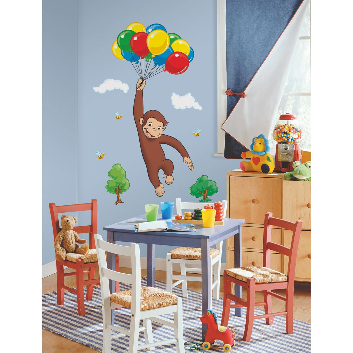 RoomMates Curious George balloons brighten spaces with festive color.