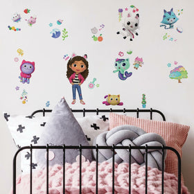 RoomMates Gabby's Dollhouse application guide for easy setup.
