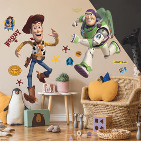 RoomMates Woody peel-and-stick application on smooth surfaces with no residue.