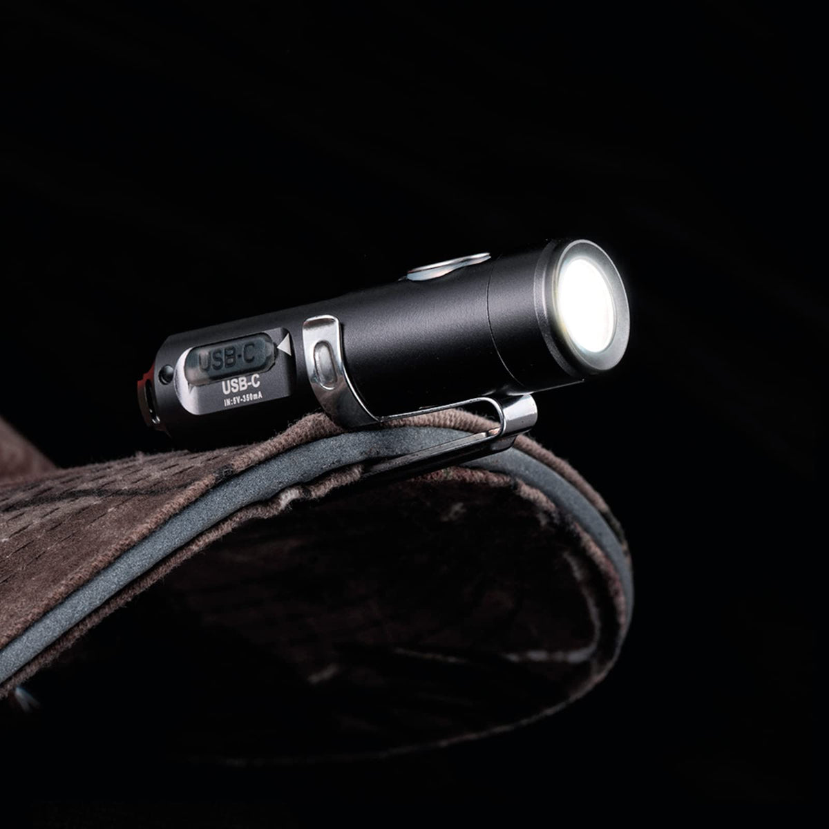 RovyVon A3 Gen 4 mini flashlight with magnetic base for hands-free work