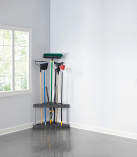 Rubbermaid FastTrack dimensions show generous space for tools