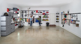 Rubbermaid FastTrack durable steel construction supports heavy garage loads.