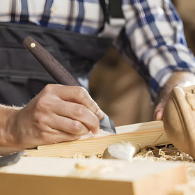 RUITOOL marking knife handles hardwoods like cherry and ash with ease.