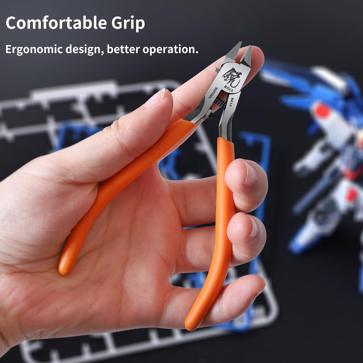 Curved blade angle helps removing small parts from Gundam kits.