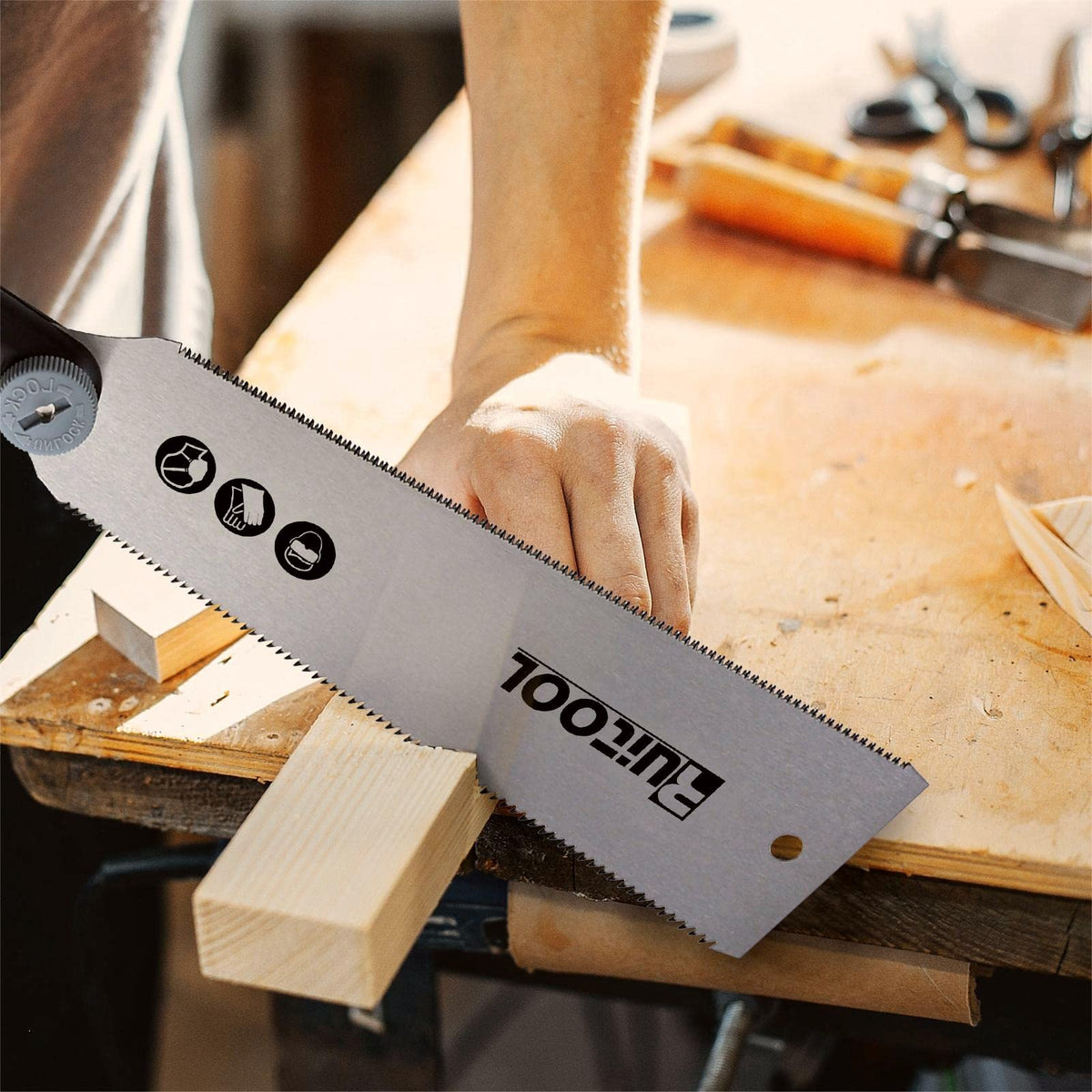 RUITOOL ultra-thin blade enables precise flush cuts