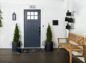 Interior wooden door in Nantucket Navy satin using Rust-Oleum Advanced Dry Door & Trim