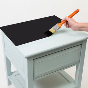 Drying scene showing 30 oz can of Rust-Oleum Chalked in a bright room.