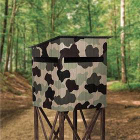 Rust-Oleum 2X on hunting blinds delivers non reflective color.