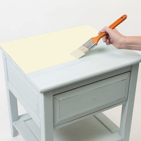 Rust-Oleum Chiffon Cream Chalked enables easy distressing for vintage-inspired pieces.
