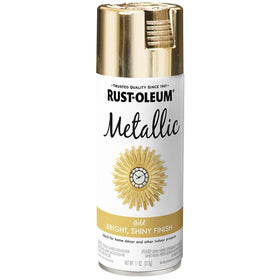 Rust-Oleum Specialty Metallic Spray Gold on a candle holder gives a luxe gold glow.