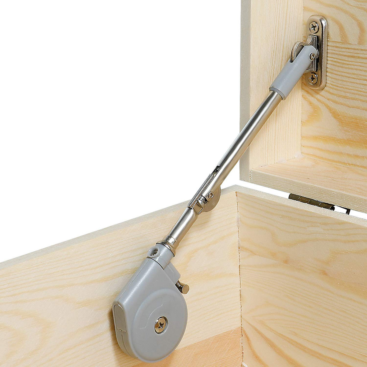 RUYUFE lid stay 105-degree open for safe, wide upward access.