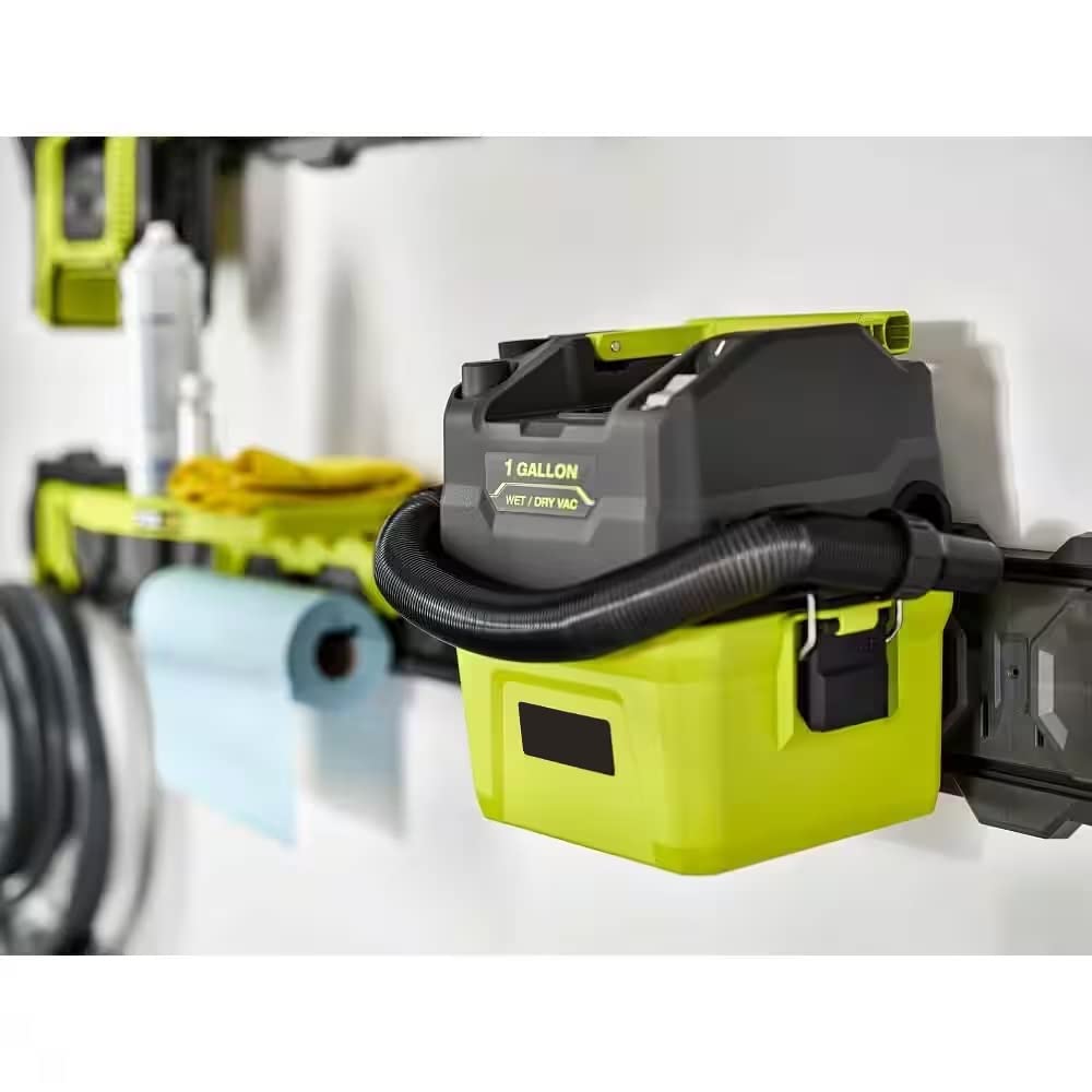 RYOBI ONEAND 18V attachments port with versatile nozzles for different messes