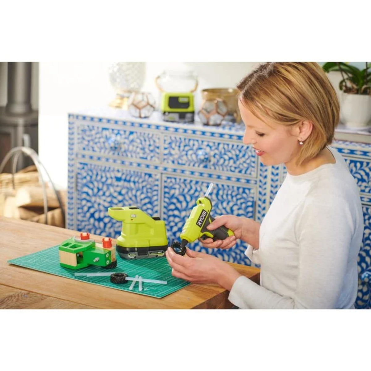 RYOBI RGLM18-0 base station with drip tray for mess-free use