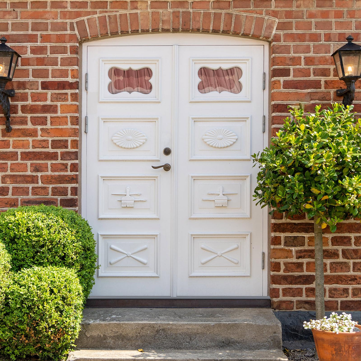 Sacubee gray vinyl under-door seal ready for quick, customizable install