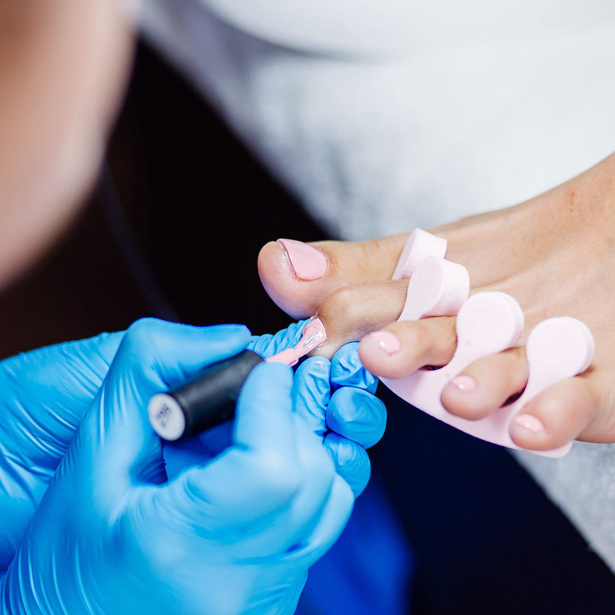 Safe Health nitrile gloves food-grade 21 CFR compliant for safe handling.