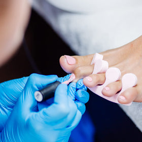 Safe Health nitrile gloves food-grade 21 CFR compliant for safe handling.