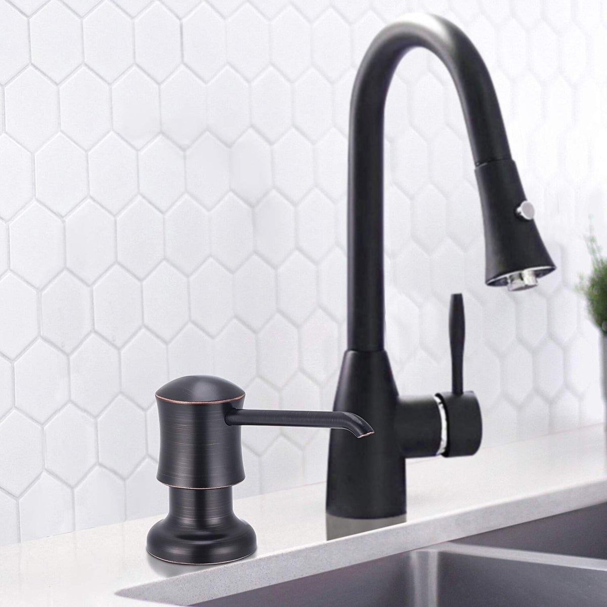 SAMODRA built-in look fits most modern sinks.