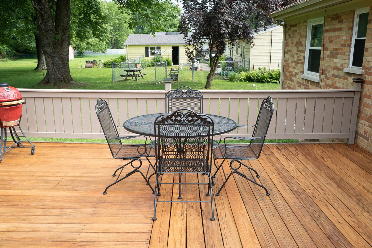 SaverSystems natural flat finish colors include cedar and gray.