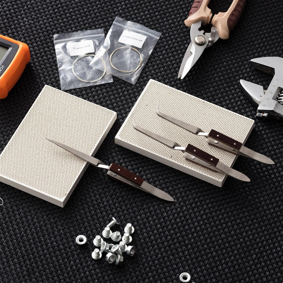 Seajan jewelry making tool set suitable for hobbyists and small repairs.