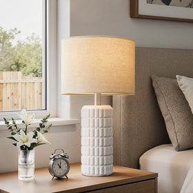 Seealle table lamps with linen shade for warm bedside lighting