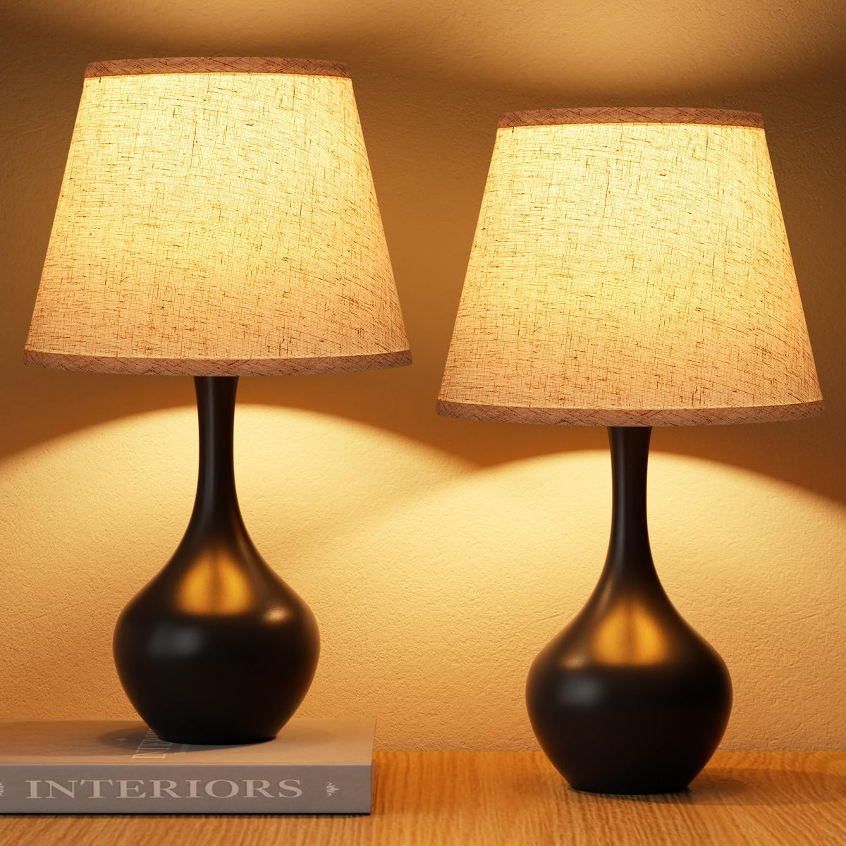 Seealle touch table lamp with apple-base for stable bedside lighting