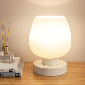 Seealle Touch Table Lamp nightstand base showing effortless touch control for quick lighting