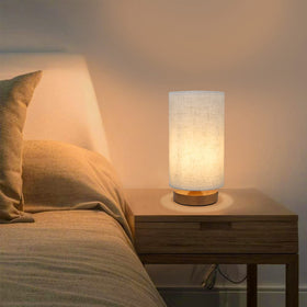 SEENSINY bedside lamp emits 2700K warm glow for cozy spaces
