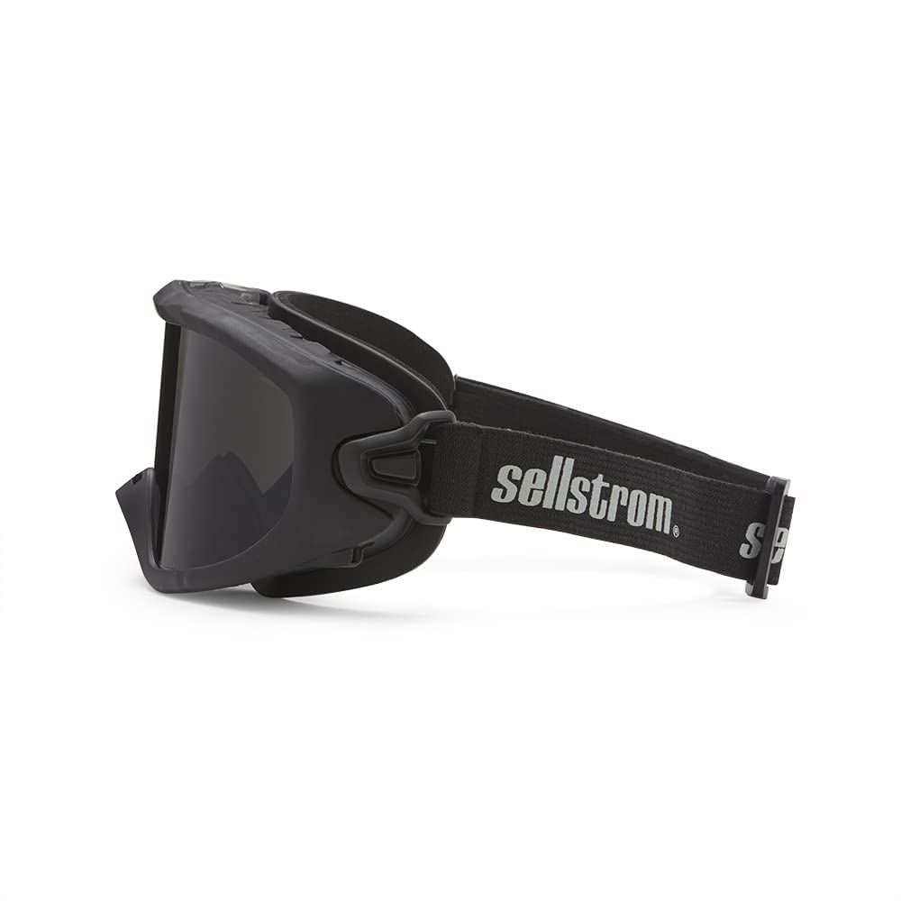 Sellstrom Odyssey II smoke lens reduces glare in bright fireground conditions