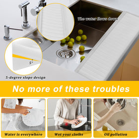 Sevflow silicone sink edge protector shows water drainage action with slope.