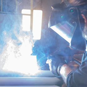 Seymour 20-1675 primer zinc-enhanced coating protects metal surfaces.