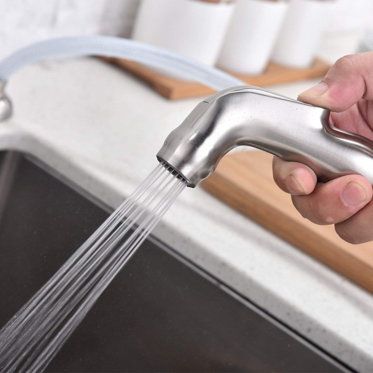SHACO faucet swivels 360 degrees to reach every sink corner.