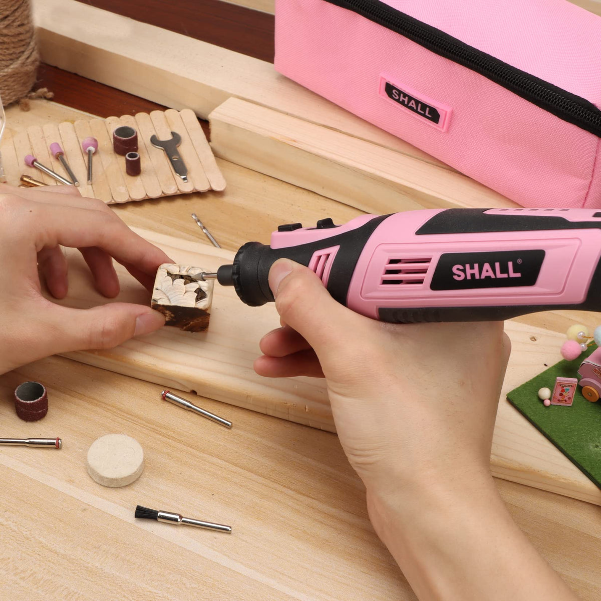 SHALL 121 accessories deliver broad versatility for crafting and grooming