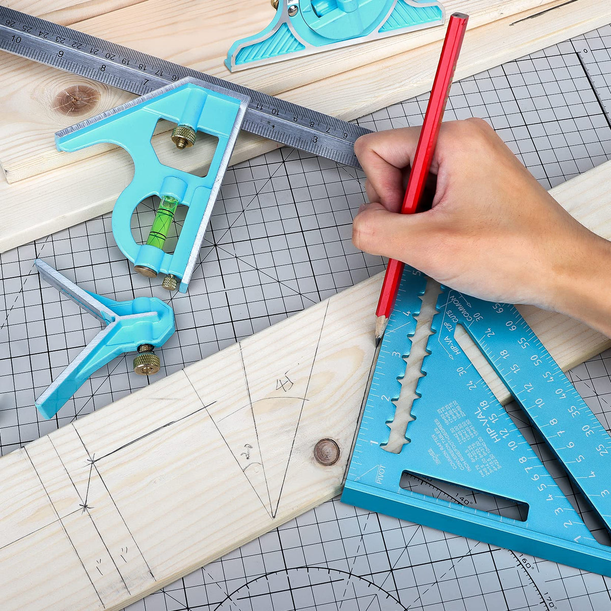 SHALL wide-lipped fence ensures flush alignment with wood edges.