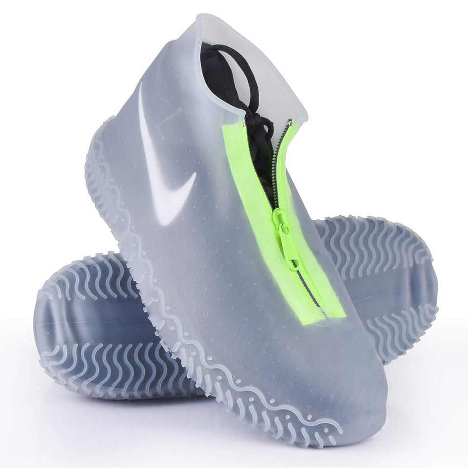 Shiwely silicone waterproof shoe covers in white, XL keep shoes dry in wet weather.